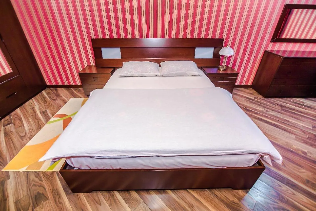 Apartment On Jale Plaza Bakú 0*,